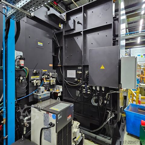 Pionowe centrum obróbcze Okuma MILLAC 852VII