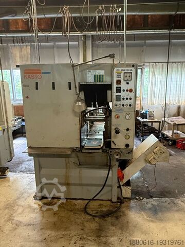 Mașină de ferăstrău cu bandă complet automată KASTO SSB 260 VA Serie 113