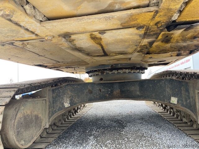 Bæltegraver Komatsu PC240NLC-10