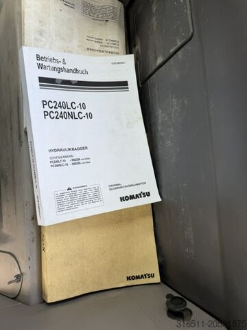 Bageri za puzanje Komatsu PC240NLC-10