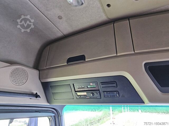 Standaard trekker MERCEDES-BENZ ACTROS 1845 LS BIGSPACE 2X TANK