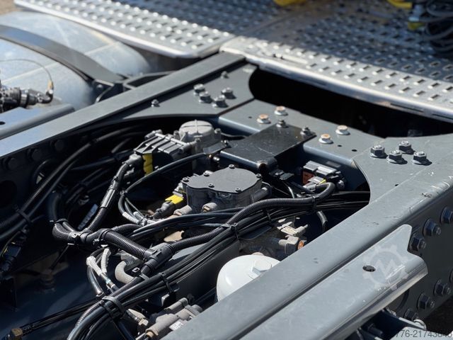 Standaard trekker DAF XG 480 FT   Standklima 2 x TANK 1.195Ltr