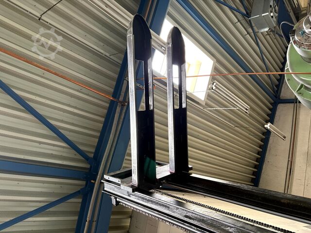 Electric pallet truck CESAB S 212