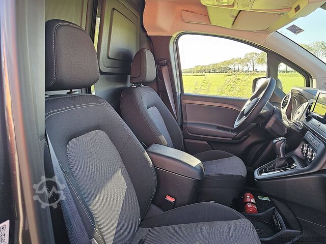 Bakwagen MERCEDES-BENZ ECITAN 51kWh L1 290Km WLTP