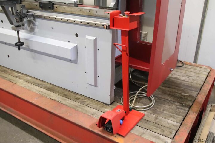 CNC Abkantpresse 3200 mm x 125 to NOVAKRAFT PBS-H 125-3200