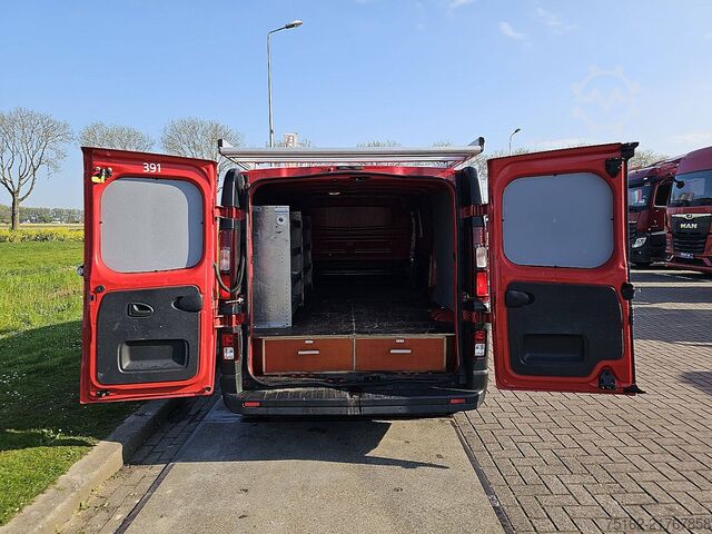 Camioneta familiar de techo alto OPEL VIVARO 1.6