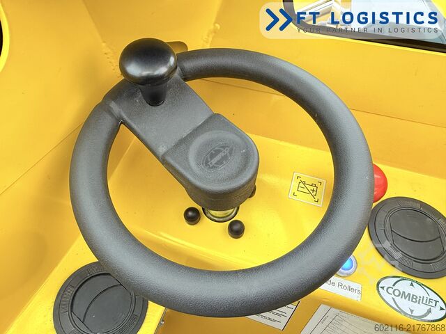 Carrello elevatore a 4 direzioni Combilift C3000STE TRIPLEX WIDE POSITIONER CABIN