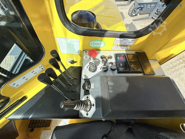 Wózek widłowy czterokierunkowy Combilift C2500 DUPLEX ONLY 460H WIDE POSITIOER