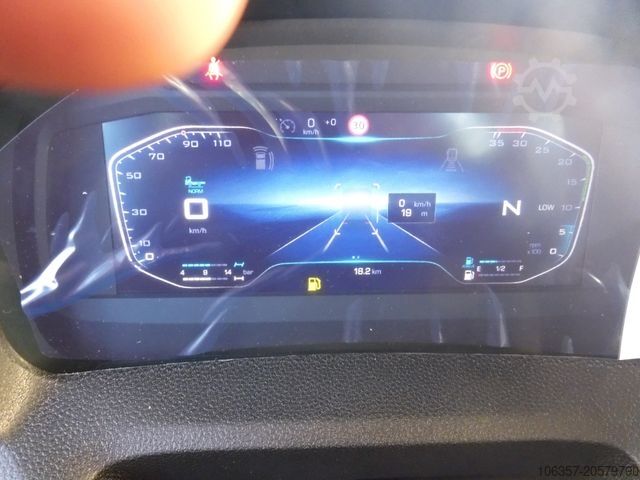 Șasiu de dubă IVECO Eurocargo 180E32K Radstand.4.185mm 2-Stück MY 25