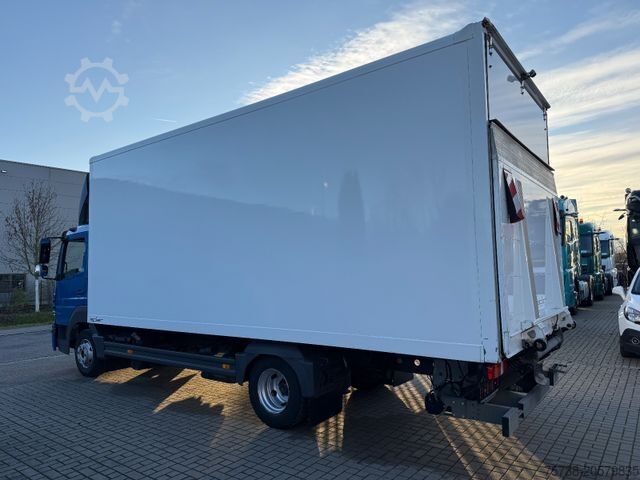 Furgone chiuso MERCEDES-BENZ Atego823 L Koffer+LBW/Klima/AHK/EURO6D