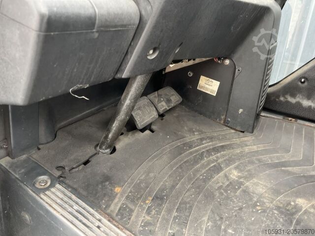 Treibgasstapler Linde H30T-01