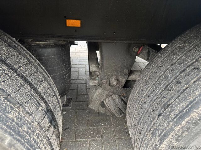 Bavul Schmitz Cargobull 3-ASS GESLOTEN OPLEGGER