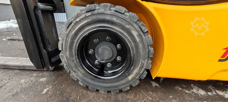 Elektrisch – 4 Räder Jungheinrich EFG 320 5m/ batt2023/ 5396h