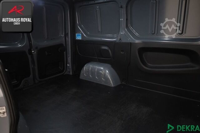 Furgon blaszak renault Trafic 2.0 DCI KASTEN KAMERA,KEYLESS,NAVI,AHK,SH