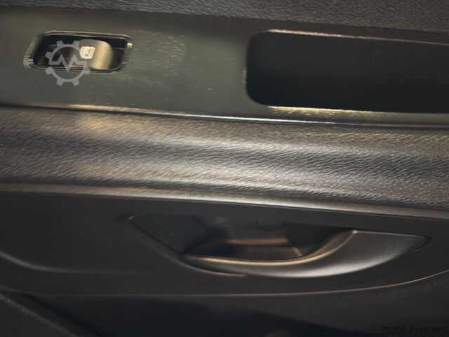 Duba panelată Mercedes-Benz Sprinter 317 CDI Kasten  LED,Navi,Kamera