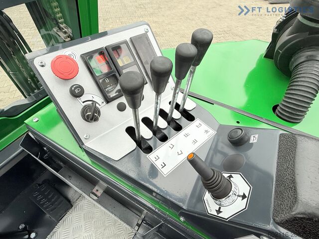 Firevejstruck Combilift CB3000 / TRIPLEX 4900MM / FREE LIFT