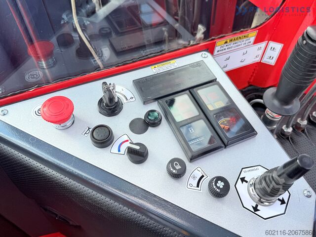 Vierwegheftruck Combilift C8000 GAS TRIPLEX 8300 WIDE POSITIONER