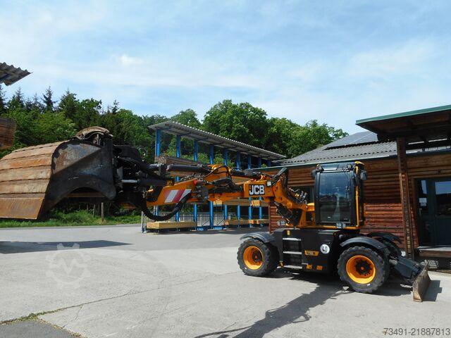 Kolový bagr JCB HYDRADIG 110W Tiltrotator