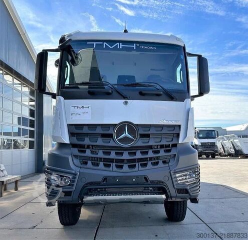 Sklápěč Mercedes-Benz Arocs 4140 K 8x4/4 Meiller Tipper
