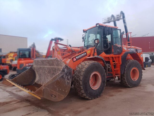 Wheel loader Doosan DL300-5