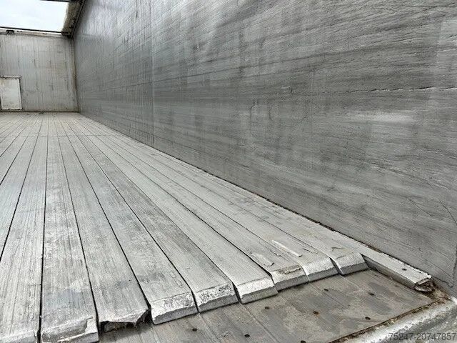 Moving floor Knapen Trailers K200 - 92m3 Liftachse 10mm