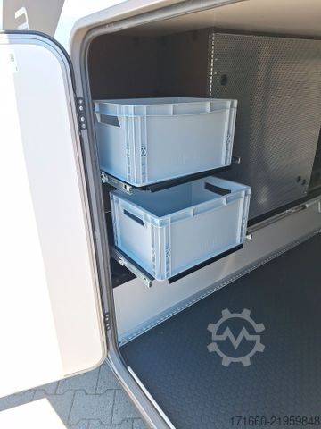 Teilintegriertes Wohnmobil BÜRSTNER Signature SFT 7.1 ** Automatik **