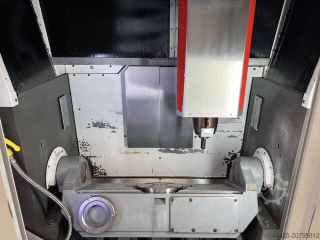 5-Achs Bearbeitungszentrum Hermle C 800 U