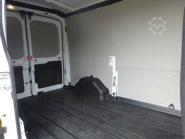 Yüksek tavanlı panelvan FORD Transit Kasten 290 L2H2 LKW VA startup Klima