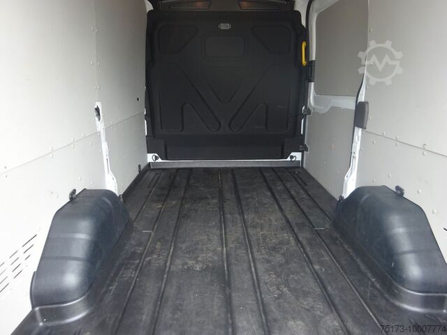 Yüksek tavanlı panelvan FORD Transit Kasten 290 L2H2 LKW VA startup Klima