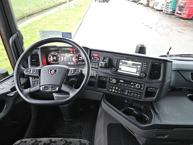 Standaard trekker SCANIA R460