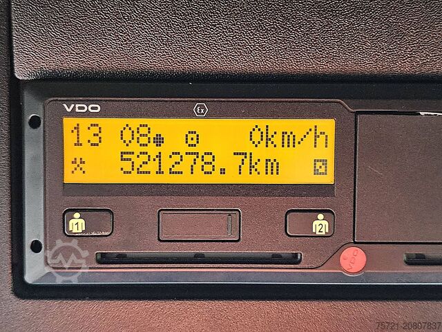 Standaard trekker MERCEDES-BENZ ACTROS 1845 LS