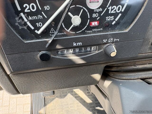 Rimorchio della piattaforma Iveco Eurocargo 150E18 / Manual / Palfinger PK10.000 ...