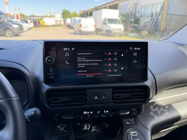 Hosszú dobozos pótkocsi Fiat Doblo Kastenwagen XL 1.5 Klima Kamera