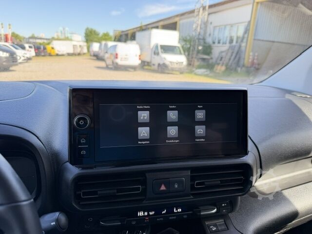 Hosszú dobozos pótkocsi Fiat Doblo Kastenwagen XL 1.5 Klima Kamera