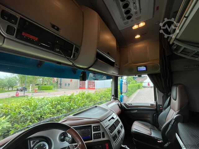 Standard-SZM DAF XF 530 FT 90th anniversary edition