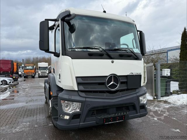 Kamion za prevoz opasnih materija MERCEDES-BENZ Actros 1846 LS ADR GEFAHRGUT/ClassicSpace/EURO6D