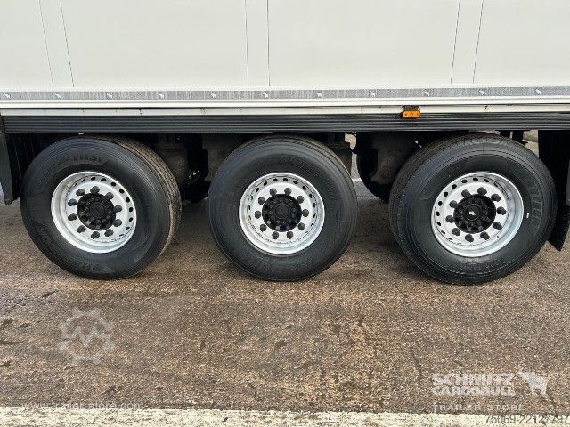 Chladírenský návěs Schmitz Cargobull Reefer Standard