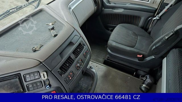 Zapreminski vučni traktor DAF XF 480 FT MEGA LD SSC EURO 6 + PARKCLIMA