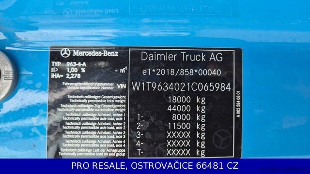Nagy térfogatú nyergesvontató MERCEDES-BENZ ACTROS 1848 LSRL GIGASPACE E6 PARKCLIMA + NAVI