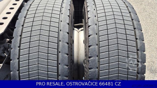 Volymdragbil MERCEDES-BENZ ACTROS 1851 LSNRL MEGA EURO 6 + PARKCLIMA
