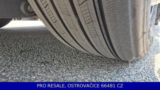 Volymdragbil MERCEDES-BENZ ACTROS 1851 LSNRL MEGA EURO 6 + PARKCLIMA