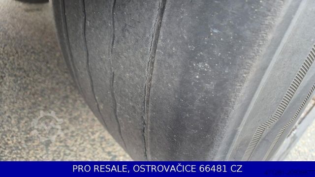 Semi-reboque aberto com lona SCHWARZMÜLLER SPA 3/E STD + LIFTACHSE