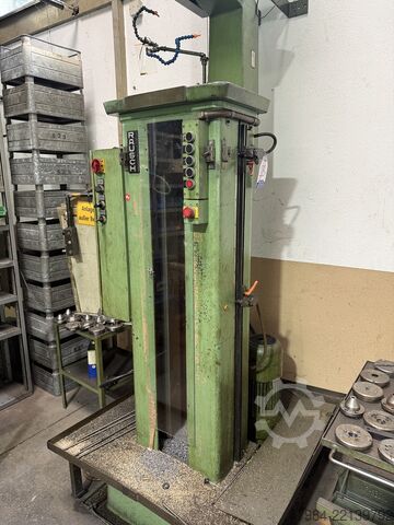 Broş makinesi RAUSCH RS 6/1300