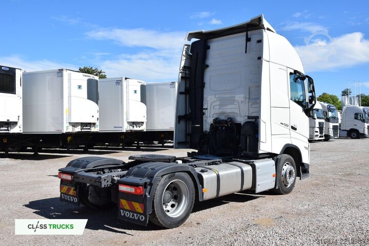 Standart çekici ünitesi VOLVO FH 500 Globetrotter XL Mega