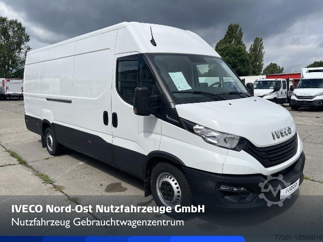 Dodávka s vysokou střechou IVECO 35S16A8V / HI-MATIC / PDC / Radio / Klima / 270°