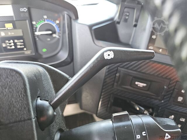 Standardni SZM RENAULT T 520 HIGH