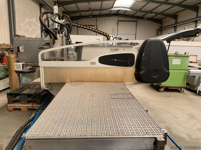 Centro de usinagem SCM SCM Record 121