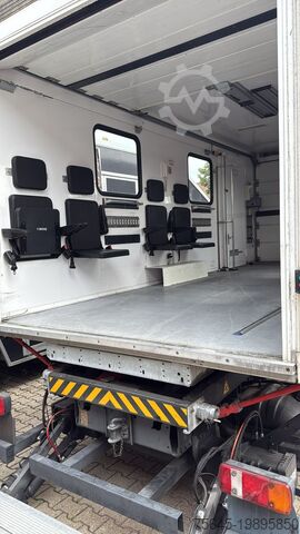 AMBULIFT met DOLL-opbouw Mercedes-Benz Atego 1016