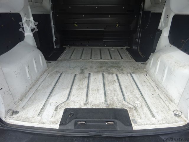 Furgão de painéis TOYOTA Proace 95PS Comoact Comfort Klima
