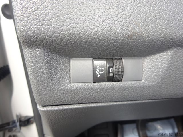 Furgão de painéis TOYOTA Proace 95PS Comoact Comfort Klima